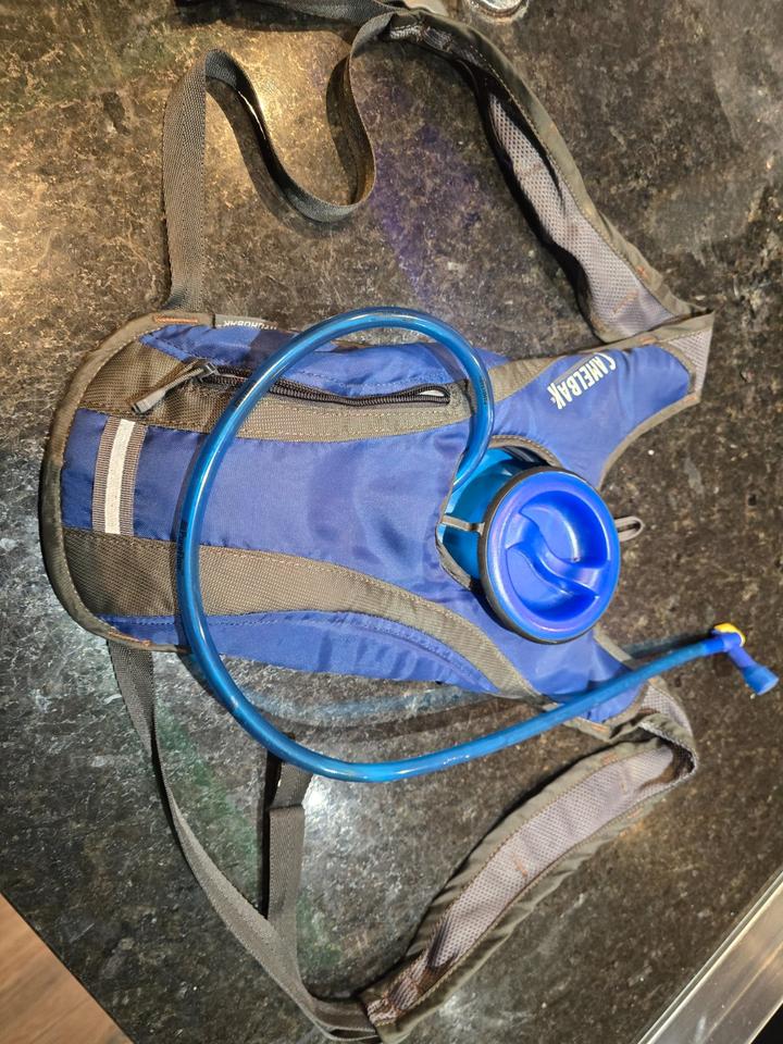 Camelbak Hydrobak Trinkrucksack 2L wie neu Trekking Wandern in Düsseldorf