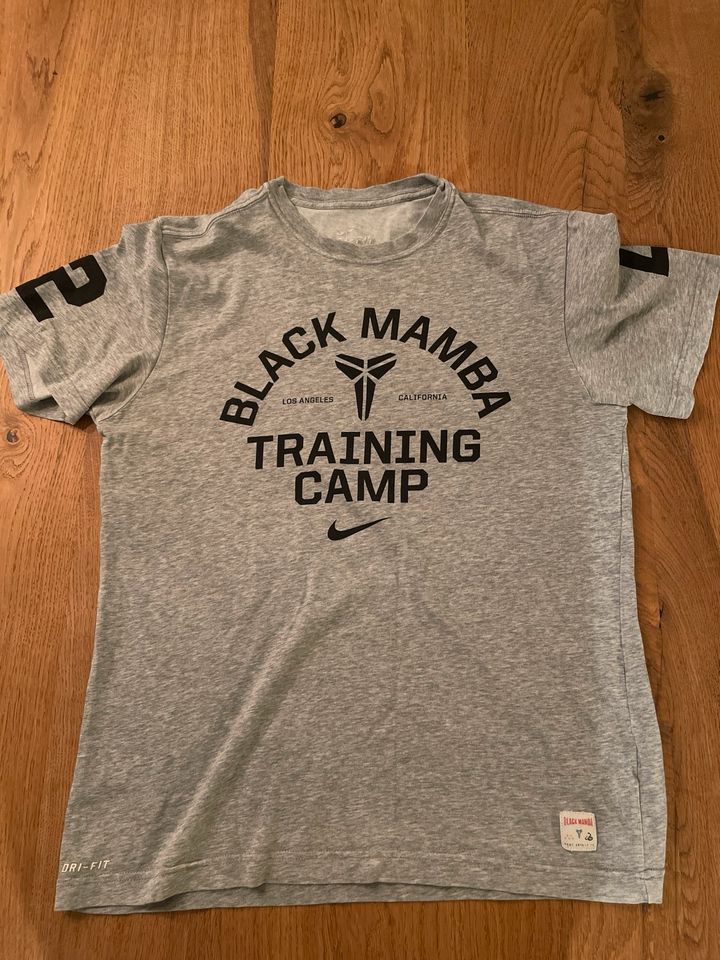 Nike Black Mamba Training Camp Kobe Bryant 24 Gr. M in Bellheim