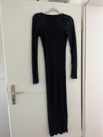 Satin Geriffeltes Kleid neu maxikleid Nordrhein-Westfalen - Mülheim (Ruhr) Vorschau