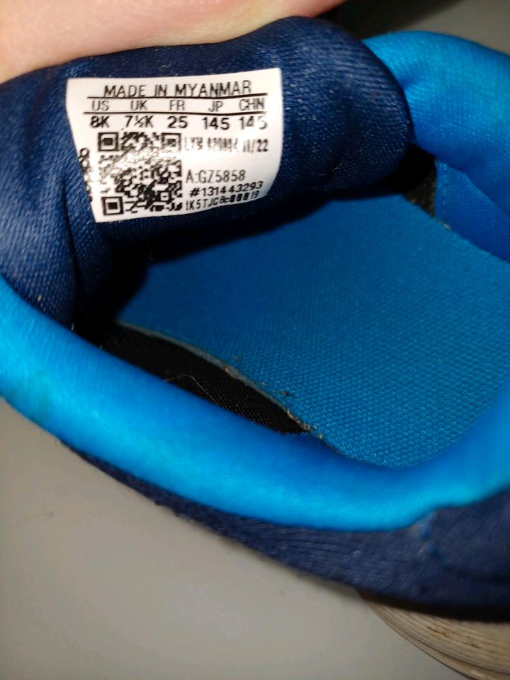 Adidas sneakers grosse 25 blau in Erdmannhausen