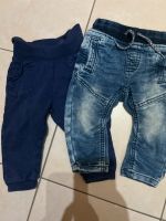 Zwei Hosen Jeans 74, Jogginghose 80 Thüringen - Kaulsdorf Vorschau