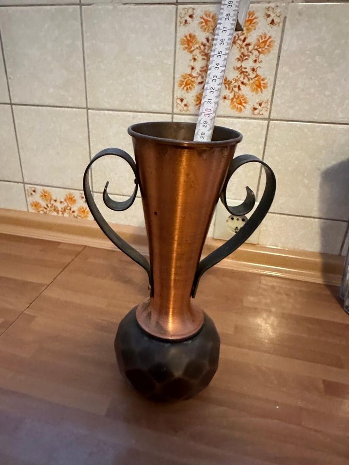 Vase (Bronze) in Kaufbeuren