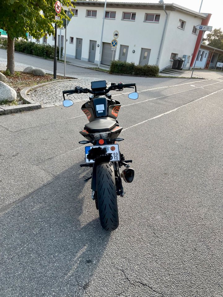 KTM DUKE 125 in Altdorf