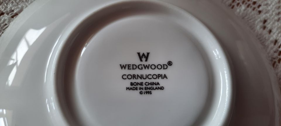 Geschirr Porzellan Wedgwood Cornucopia 8 teilig ... siehe Bilder in Willich