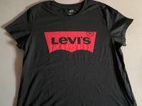 T Shirt LEVIS schwarz rot Größe XL Bayern - Aschaffenburg Vorschau