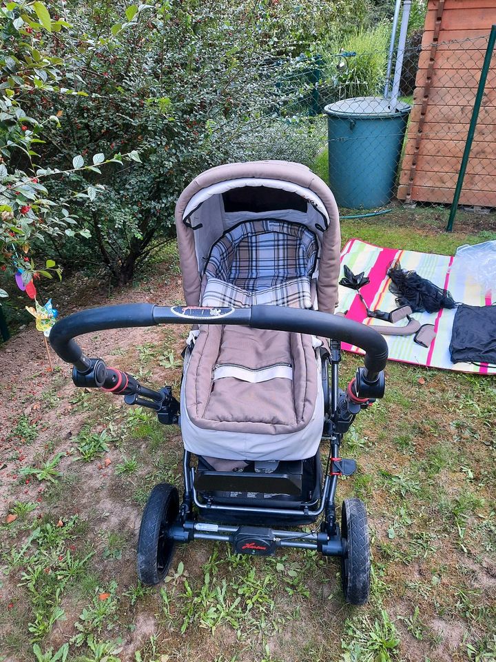 Hartan Topline S Kinderwagen mit Fußsack und weiterem Zubehör in Regenstauf