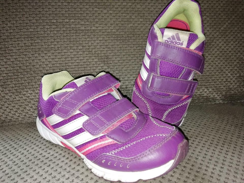 Adidas Ortholite Klett Schuhe Turnschuhe lila Gr. 30 in Wilkau-Haßlau