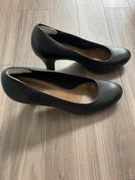 Tolle schwarze Pumps in Gr.40 von Tamaris, selten getragen Nordrhein-Westfalen - Borken Vorschau