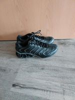 Schuhe von Adidas gr.42 Nordrhein-Westfalen - Wesseling Vorschau