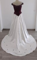 Brautkleid/Hochzeitskleid mit abnehmbarer Schleppe, Größe 42 Bayern - Obergriesbach Vorschau