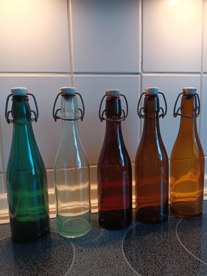 Bierflaschen, DDR, 5 versch. Farben in Rostock