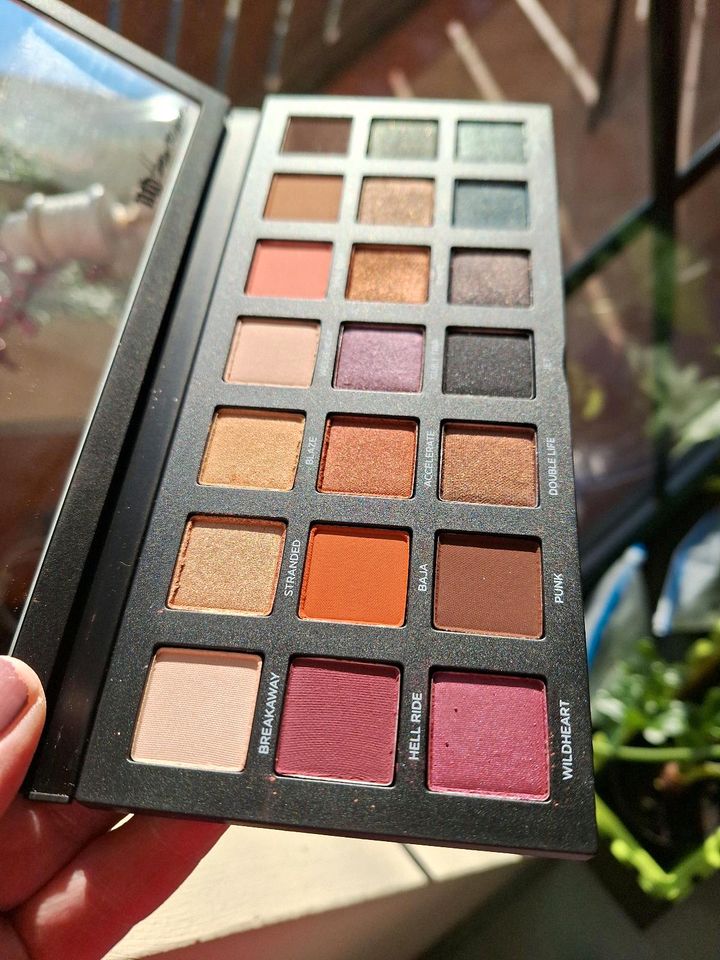 Urban Decay  Eyeshadow Lidschattenpalette Make up Kosmetik in Reichenbach (Vogtland)