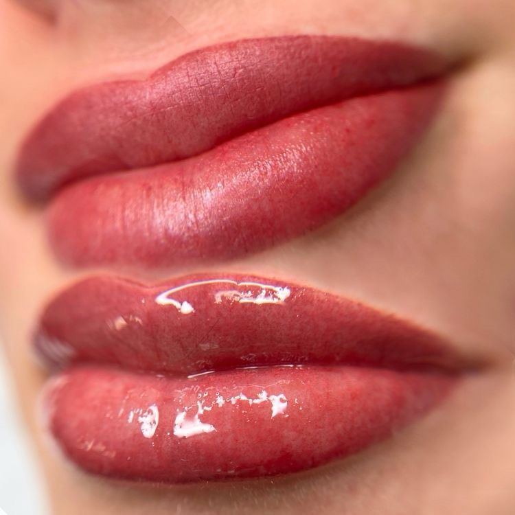 Lippenpigmentierung im Salon in Gelsenkirchen