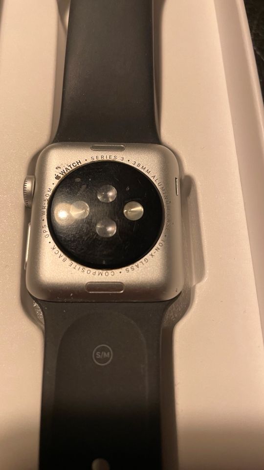 Apple Watch 3 38mm in Geltow