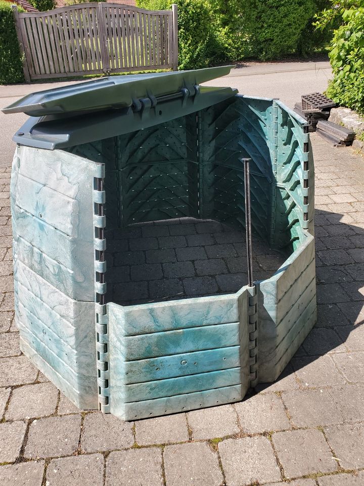 Thermo-Komposter 8-eckig in sehr gutem Zustand abzugeben in Ingoldingen