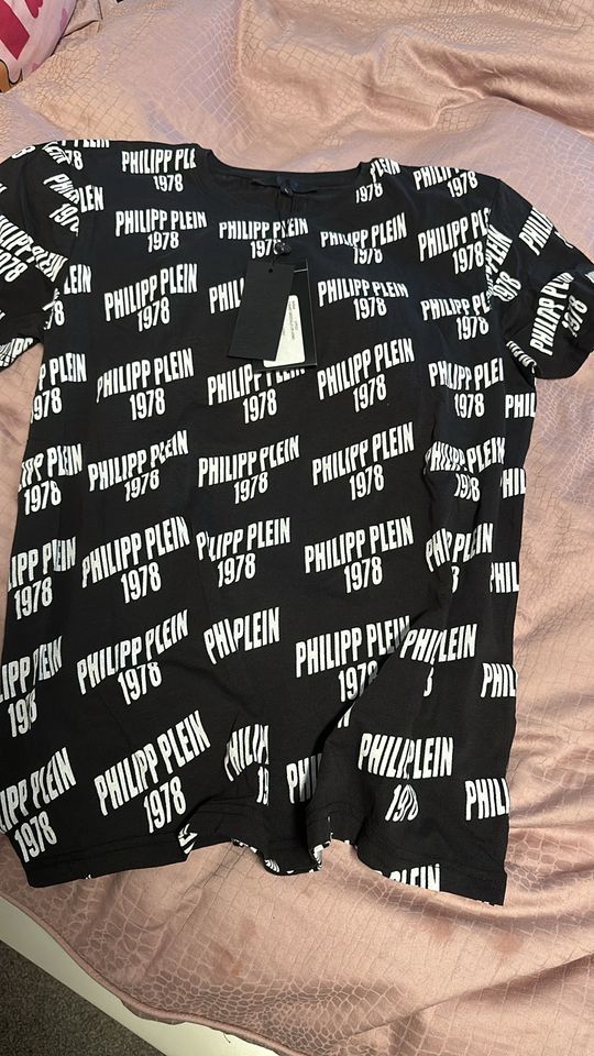 Philipp Plein Shirt Größe L nur 25€♥️ in Berlin