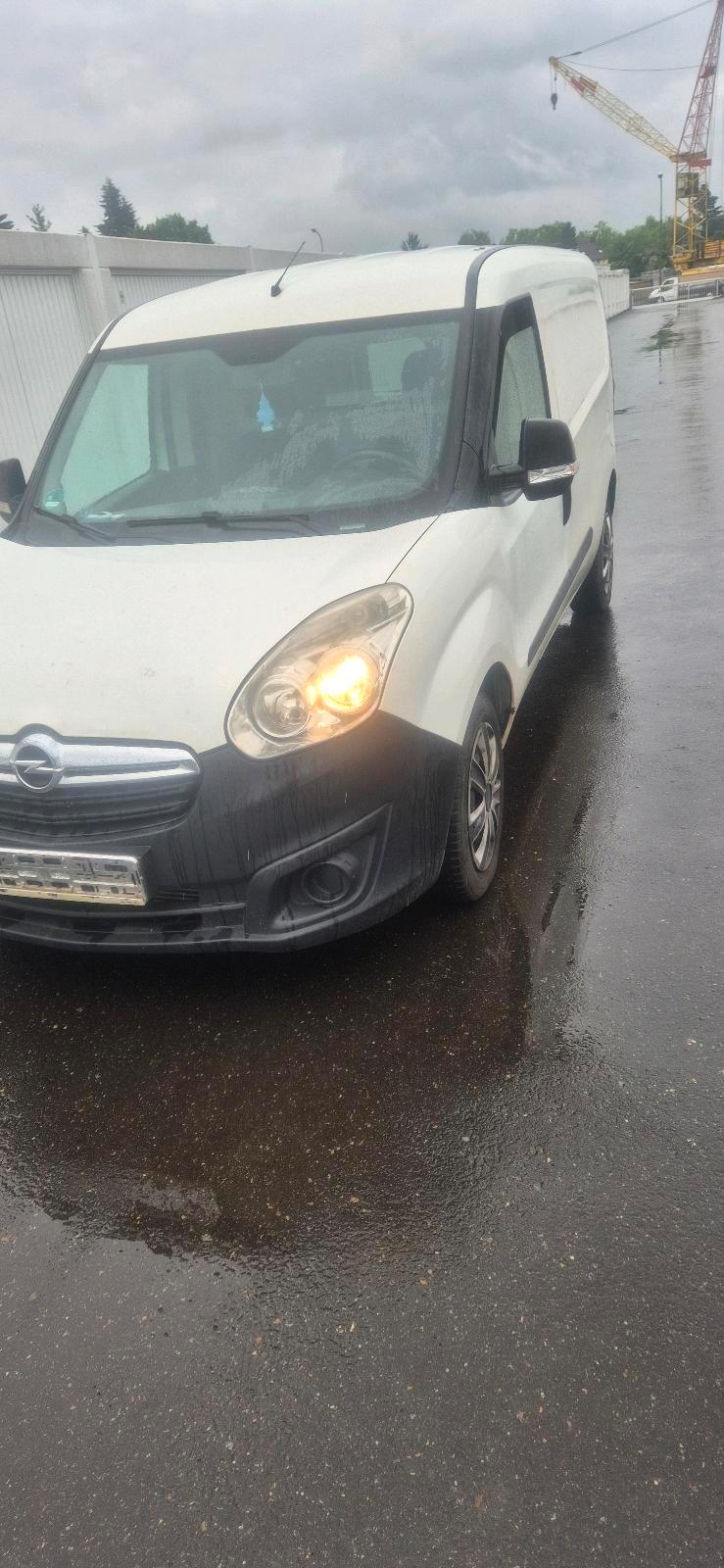 Abbildung des Autos Opel Combo 1.3 Cdti