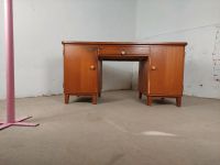 Vintage Schreibtisch Freistehend Holz 60er 70er Retro DDR Leipzig - Sellerhausen-Stünz Vorschau