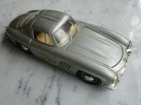 Modellauto Burago Mercedes Benz 300 SL 1:24 Baden-Württemberg - Horb am Neckar Vorschau