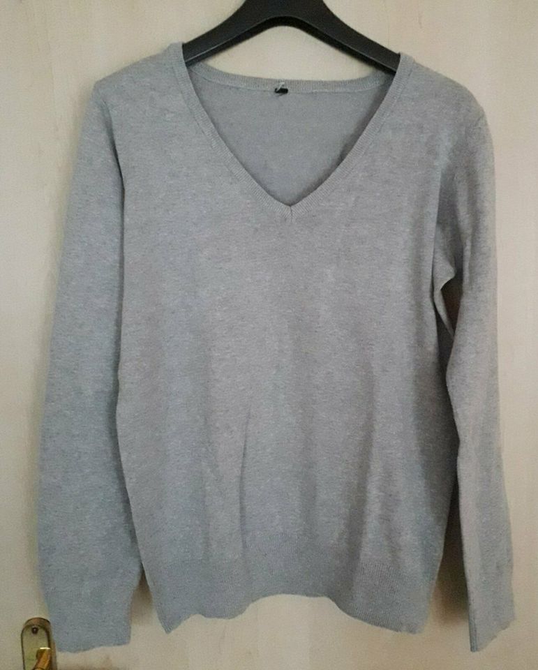 Pullover H&M mit Ellenbogen Patches Größe XL, grau, wie neu! in Landau a d Isar