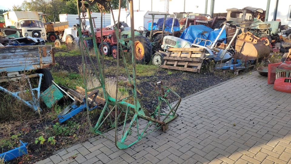 Frontlader vom GT 12 - 231 Fendt Oldtimer in Gondershausen