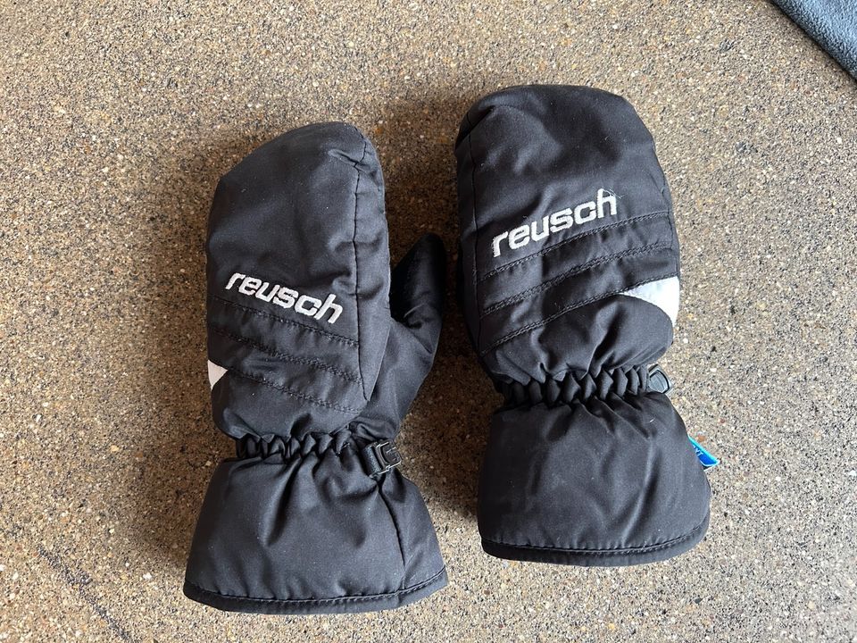 Reusch Kinder Handschuhe Fäustlinge Skihandschuhe Größe 3,5 in  Nordrhein-Westfalen - Siegen | eBay Kleinanzeigen ist jetzt Kleinanzeigen