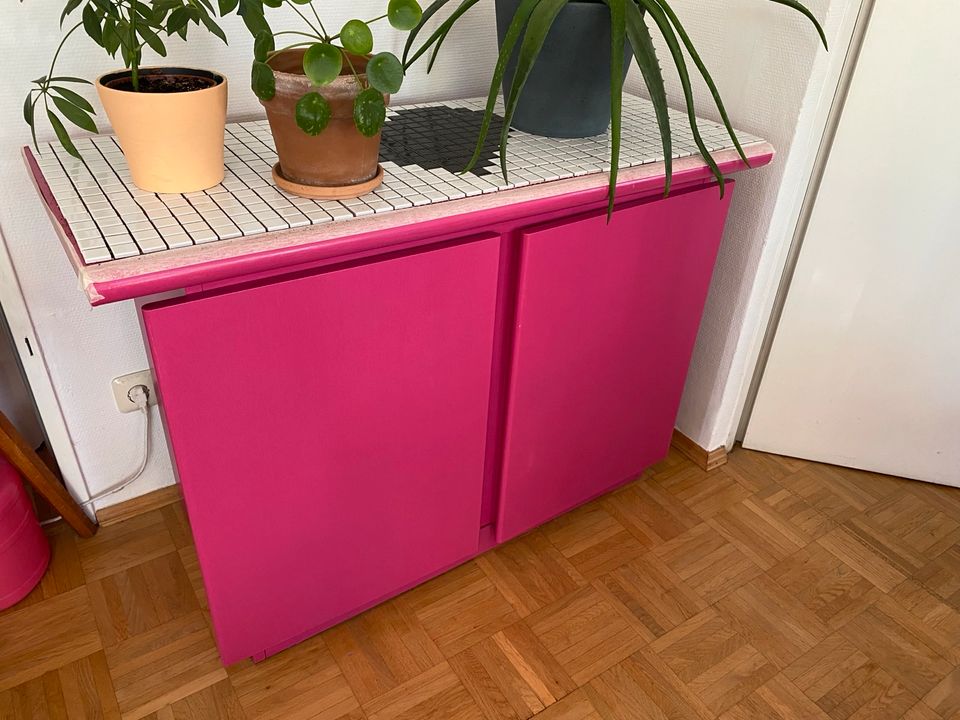 Kommode Echtholz pink DIY in Berlin