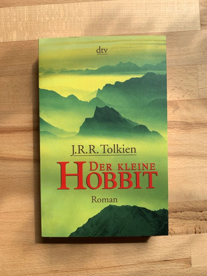 Der kleine Hobbit Tolkien Taschenbuch in Hettenleidelheim