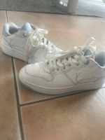 Karl Kani Schuhe weiß blau Sneaker 36,5 Nordrhein-Westfalen - Plettenberg Vorschau