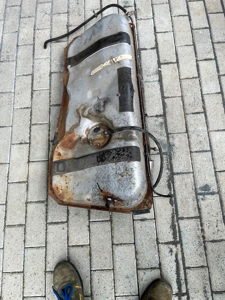 BMW E30 Tank in Sankt Augustin