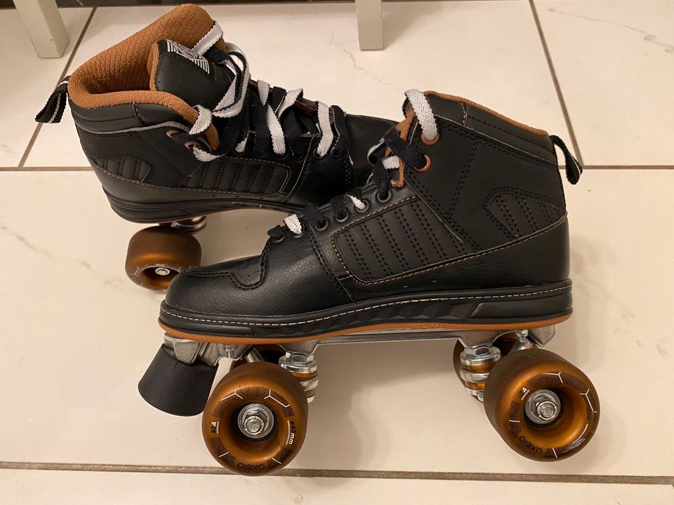 Rollerskates Rollschuhe mit Aluminiumschiene Gr. 40 - Neuwertig in Erkelenz