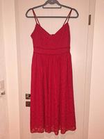 Kleid 38 Amisu rot Spitze Abendkleid S M only Zara H&M 36 Sachsen - Reichenbach (Vogtland) Vorschau