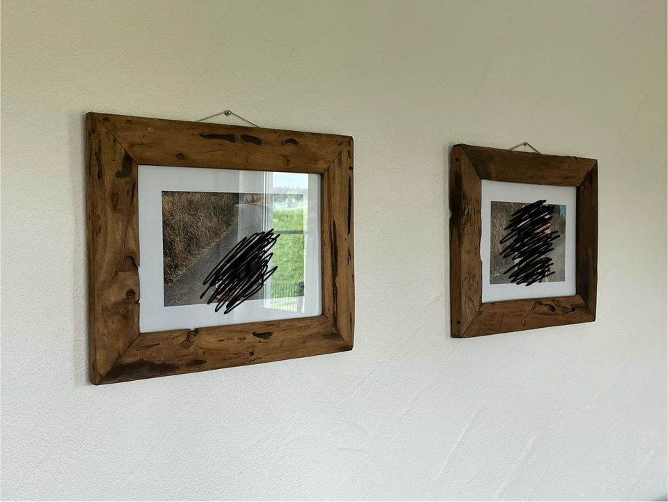 Zwei große Bilderrahmen aus Massivholz in Hohenahr