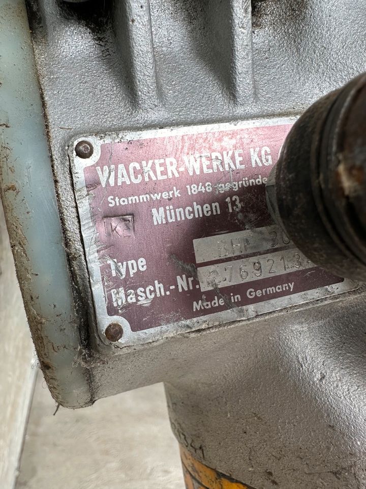 Wacker Benzin-Abbruchhammer in Lamspringe