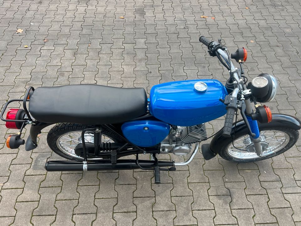 Simson S50B1 S51 Style NEUAUFBAU VAPE 12V 1980 5-Gang Moped in Osterweddingen