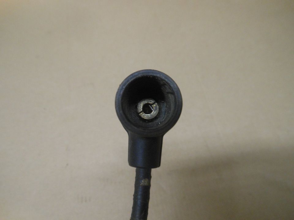 DKW SB200 Sport SB350 NZ Zündkerzenstecker Kerzenstecker Bakelit in Zeitz