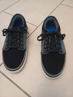 Vans Sneaker, Schwarz, Gr. 39/ 25 cm, super Zustand! Hessen - Karben Vorschau