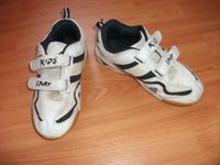 Sportschuhe Hallenschuhe Gr. 35 Niedersachsen - Cappeln (Oldenburg) Vorschau