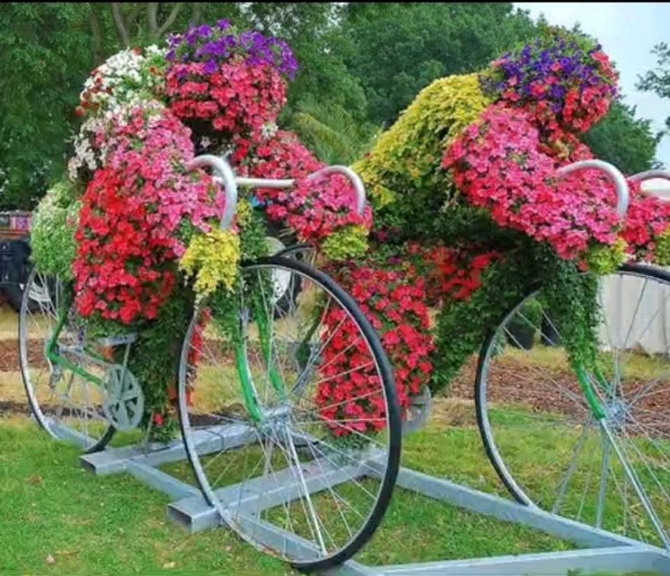 Als Gartendeko vorbereite ich ihre Fahrrad mit oder ohne Pflanzen in Versmold