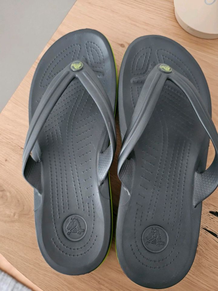 Badeschuhe von Crocs gr. 42½ Neu in Laupheim