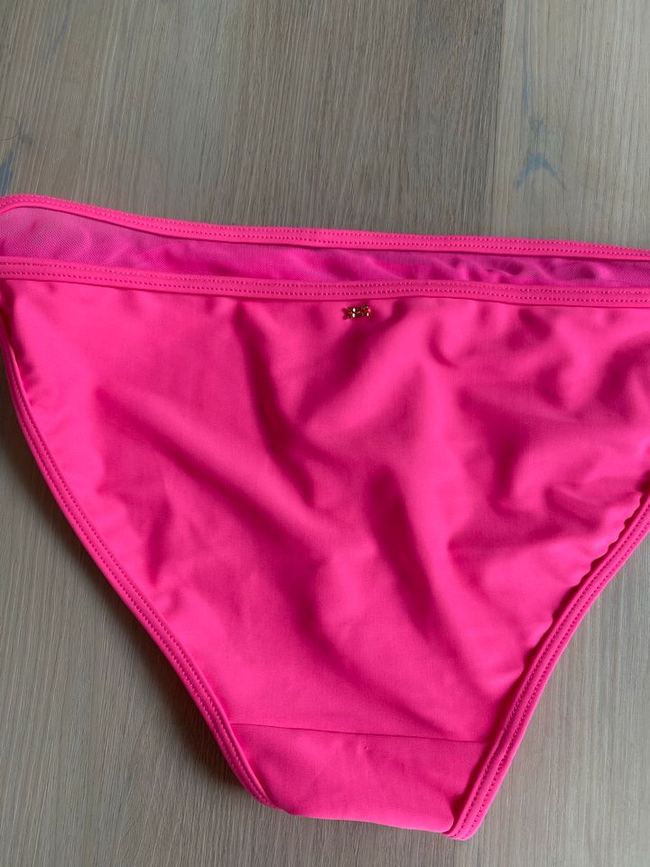 Ted Baker Bikini Hose pink 38 neon in Bielefeld