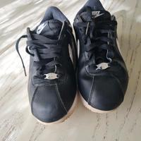 Nike Schnürschuh schwarz weiß abgesetzt gr 41 Essen - Steele Vorschau