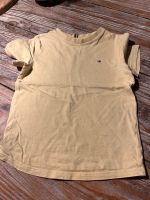 Tommy Hilfiger T-Shirt Gr. 140 Nordrhein-Westfalen - Rödinghausen Vorschau