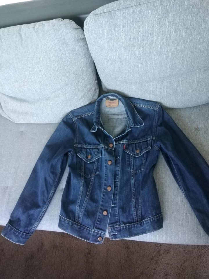 Jeansjacke von Levis in Emsdetten