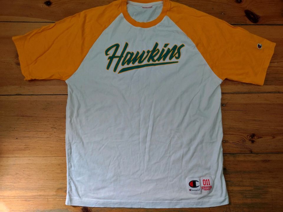 Hawkins Football T-Shirt NFL by Champion Large in Berlin