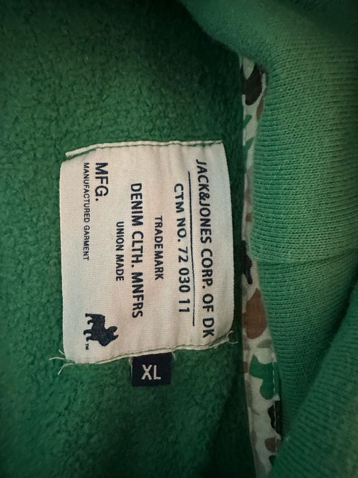 4 Jack & Jones Sweatshirt Hoodies Gr XL Regular Fit blau rot grün in Großeibstadt