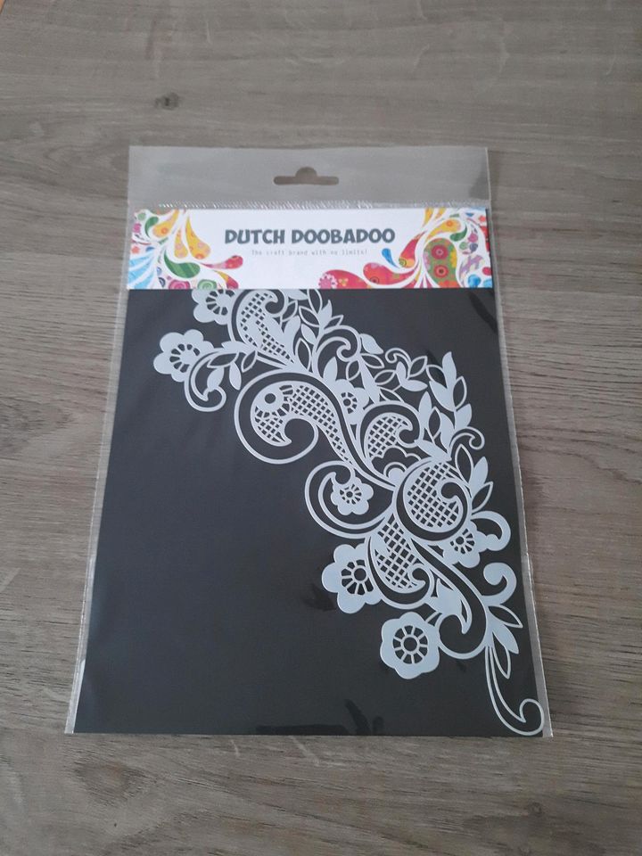 Schablone DUTCH DOOBADOO scrapbooking journaling basteln in Walldorf