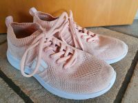 Sneaker Turnschuhe Sportschuhe Fila rosa Gr. 36 Nordrhein-Westfalen - Schleiden Vorschau