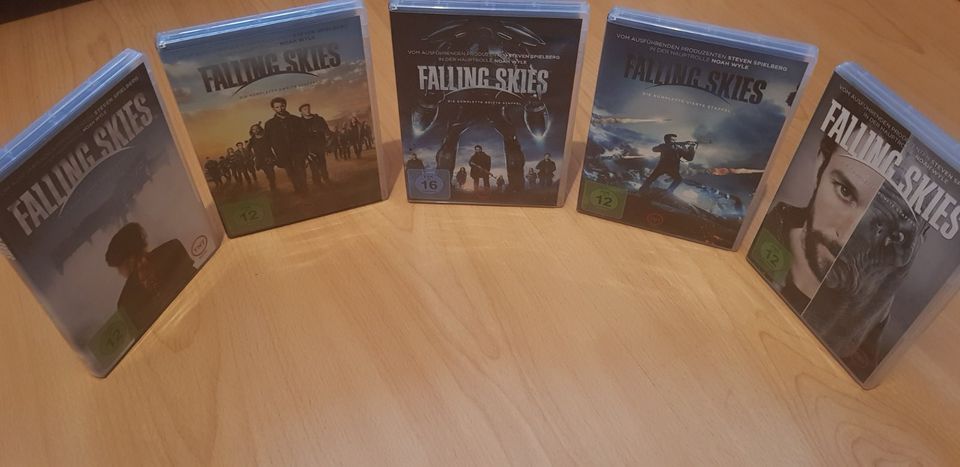 Falling Skies | komplette Serie auf DVD in München