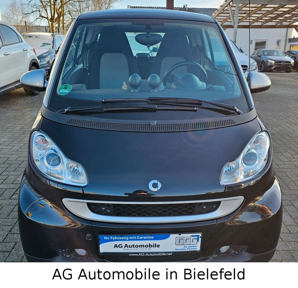 Smart ForTwo fortwo coupe Micro Hybrid Drive"1Hand" in Bielefeld